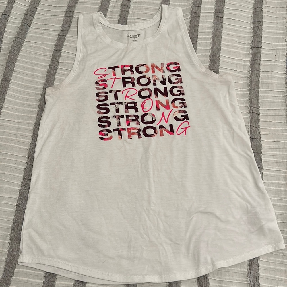 Old Navy Active Tank Size: M